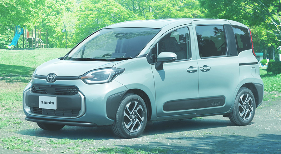 Sienta Z 7-seater 2WD hybrid model; Model with options shown