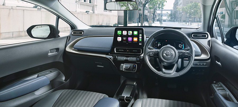 Z (Front-wheel drive) (Interior color: Cozy [Black x Dark Navy]) (Options shown)