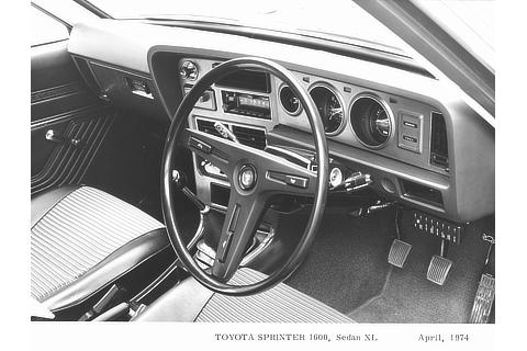 TOYOTA SPRINTER 1600, Sedan XL