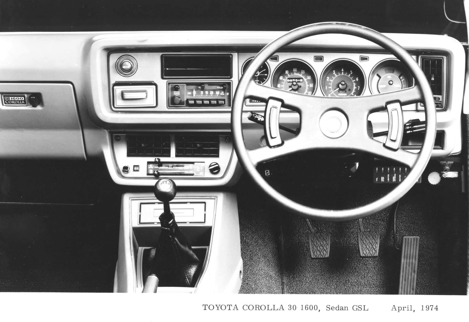 TOYOTA COROLLA 30 1600, Sedan GSL