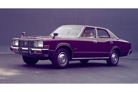 Crown 4-Door Pillared Hardtop 2600 Royal Saloon