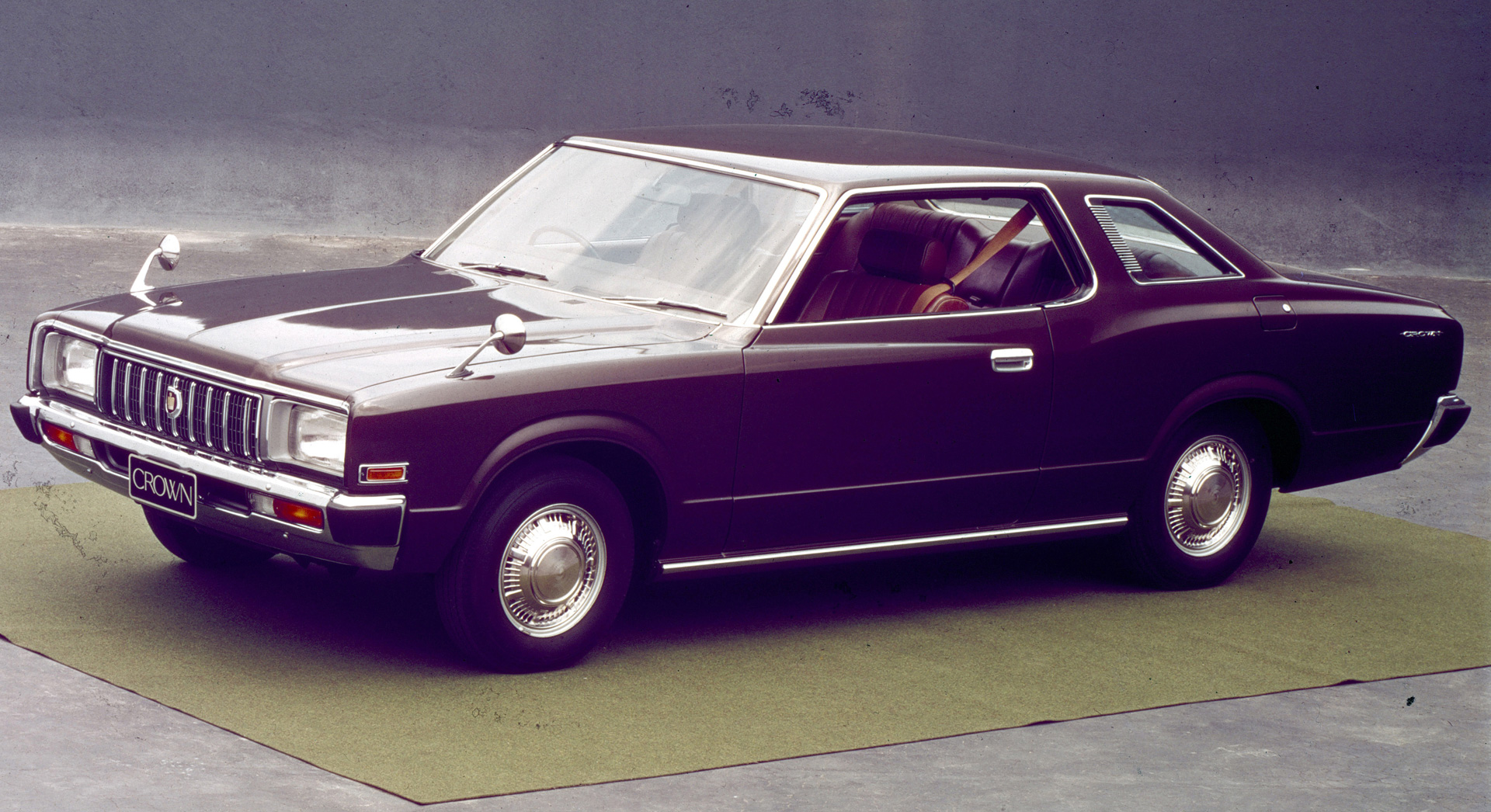 Crown 2-Door Pillared Hardtop Super Deluxe