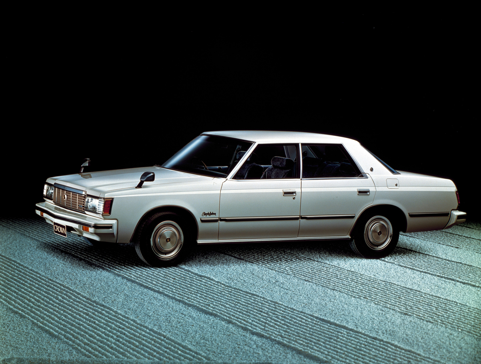 Crown 4-Door Hardtop 2800 Royal Saloon