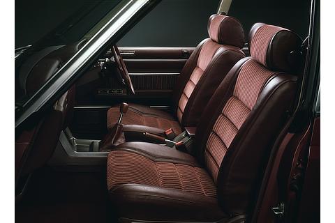 Crown 4-Door Hardtop 2000 Super Edition