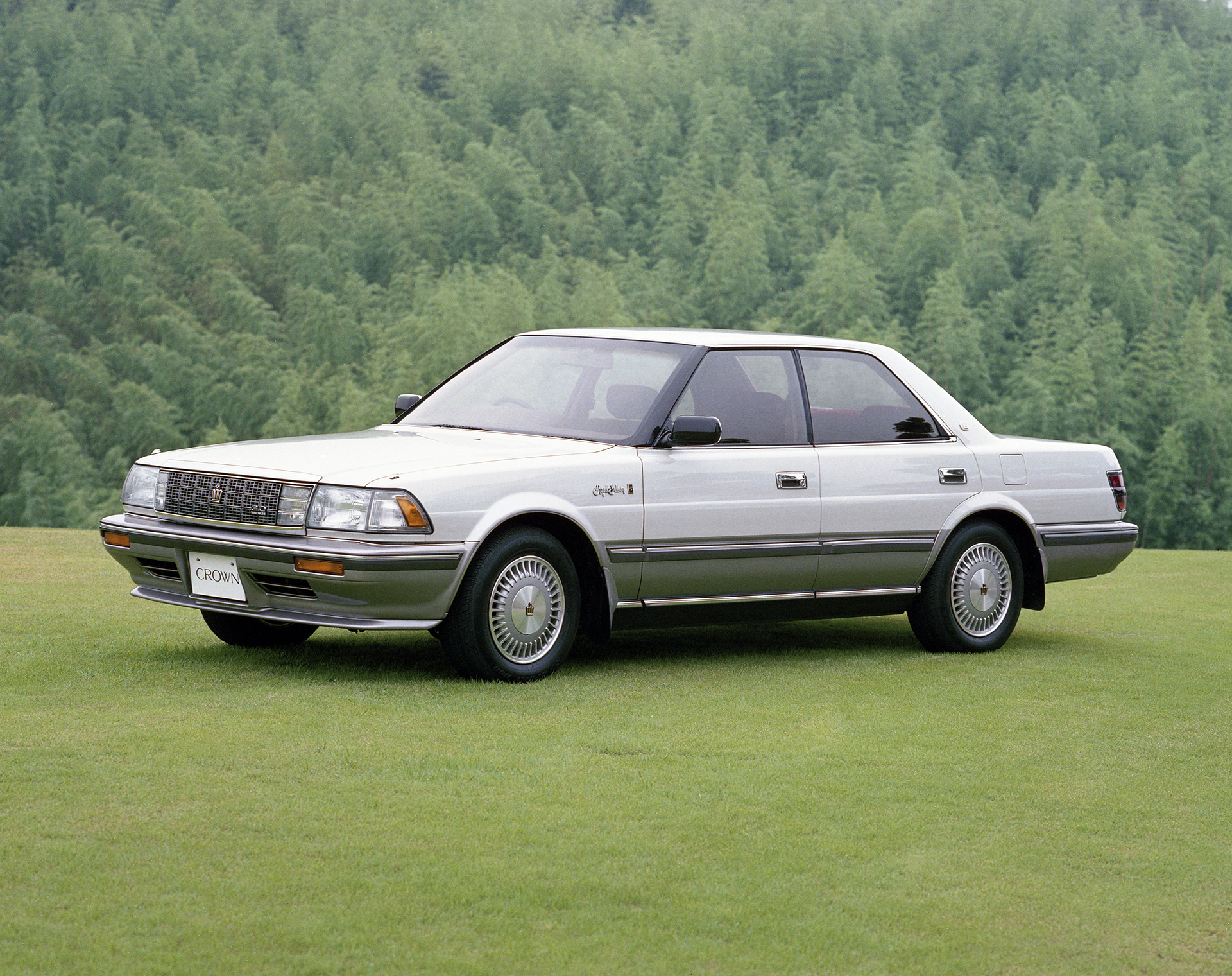 Crown 3.0 Royal Saloon G