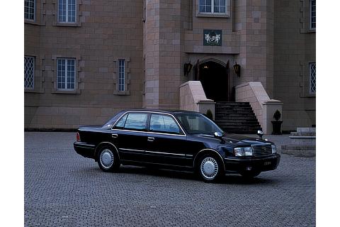 Crown 3000 Royal Touring G