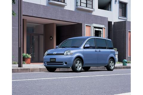 Sienta 1.5G (2WD)