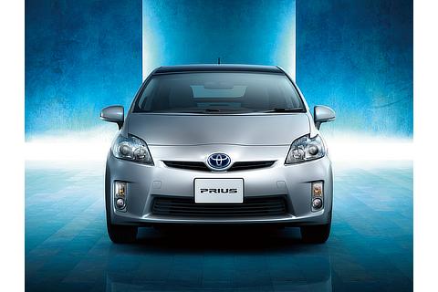 Prius S