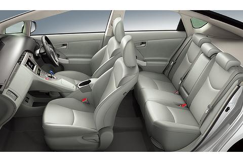 Prius PHV G "Leather Package"