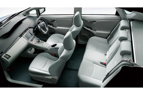 Prius PHV S
