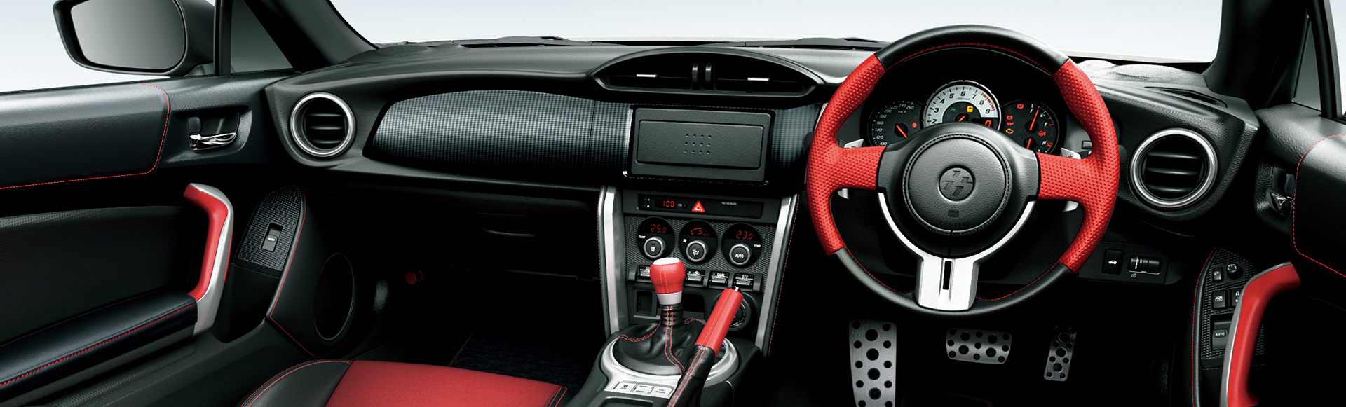 TMC to Launch Compact Sports Car '86' in Japan in April