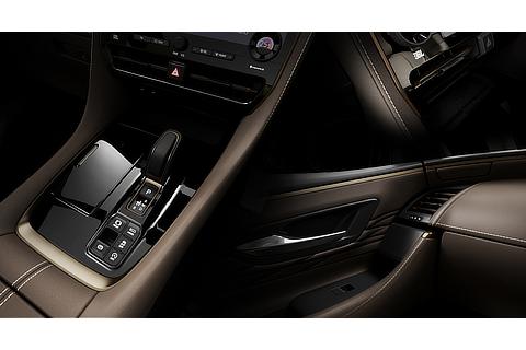 Alphard, Vellfire Front Seat Area High Quality Leather Application Image