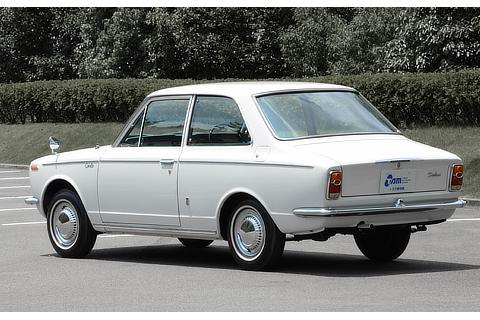TOYOTA Corolla (1966)