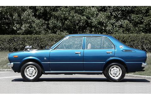 TOYOTA Corolla (1974)