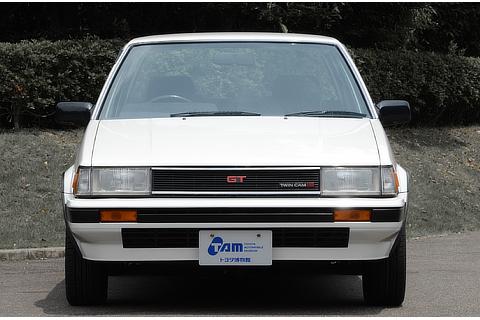 TOYOTA Corolla (1983)