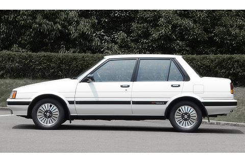 TOYOTA Corolla (1983)
