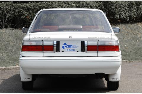 TOYOTA Corolla (1990)