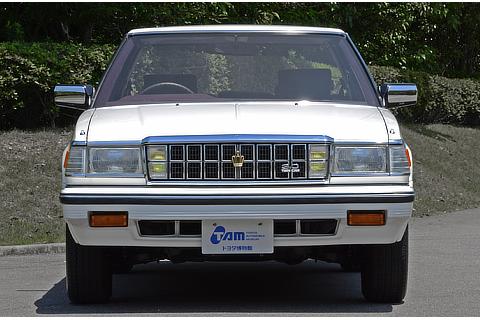 TOYOTA Crown (1986)