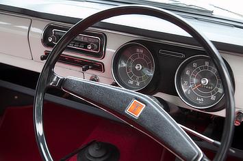 1stGen Interior: 2