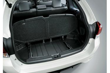 Corolla Fielder multilevel storage space