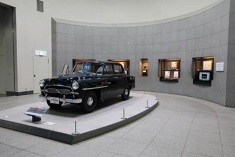 Automobile Gallery 3F: First-generation Crown