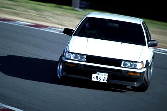 [Movie] Keiichi Tsuchiya's driving impression of the AE86 Corolla Levin