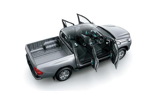 8th Hilux