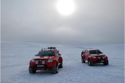 Hilux (Arctic, 2007)