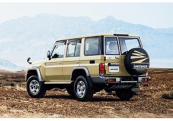 Land Cruiser 70 pickup (Japan commemorative re-release; with options)