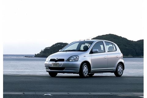 1999 Vitz (1st generation)